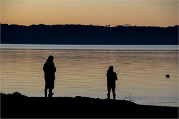 "Taha Moana" Step out the door onto the lake front - Rotorua
