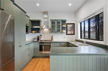 Kokomea House (Bachcare) - Wanaka
