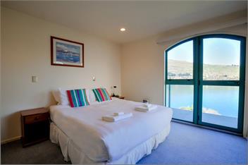 Frankton House (Bachcare) - Queenstown