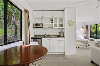 Bushside Cottage (Bachcare) - Akaroa