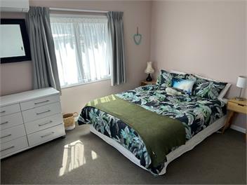 Dillon St Family Bach - Waihi Beach