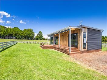 Cozy Cabin with a View (Bachcare) - Ohakune