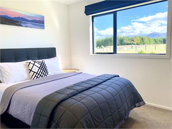 The Schist Cabin - Twizel