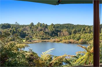 Okere Retreat (Bachcare) - Lake Rotoiti