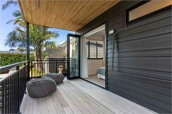 Central Beach Pad (Bachcare) - Waihi Beach