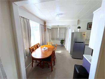 Rotorua Holiday Home - Prime Location - Garden - Rotorua