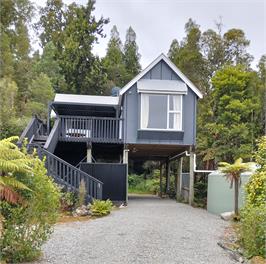 The Old Trout's Place - Moana/Lake Brunner