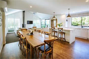 Number Three | Sleeps 8 | Family Friendly - Wanaka