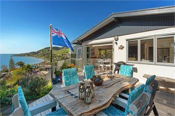 Sea Tide Views -