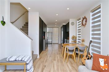 City-side Riccarton, Walk to Mall - Matai St West -