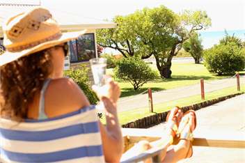 West End Bliss - Whakatane