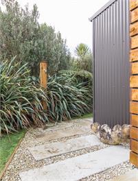 Out the Bay | Guest House at the beach - Westport