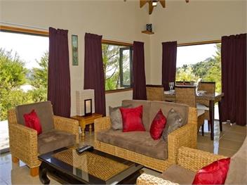 Treetop Oasis (Bachcare) - Tairua