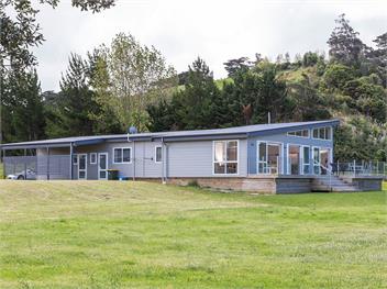 Beachfront Escape (Bachcare) - Snells Beach