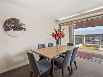 Roberts Retreat (Bachcare) - Taupo Central
