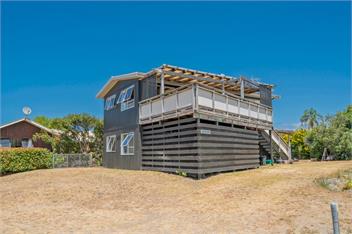 The Black Shack (Bachcare) - Cooks Beach