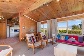 The Lake Escape (Bachcare) - Taupo Central