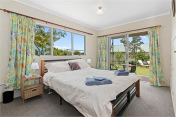 Tahuna Family Escape (Bachcare) - Paihia