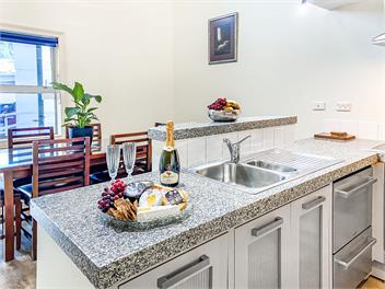 Oxley Sea View Apartment - Picton