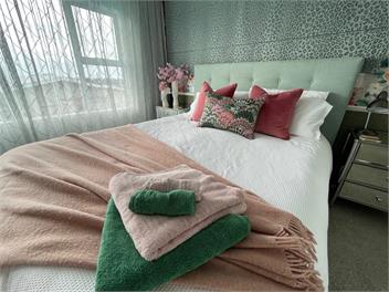 Luxury Seaside Village Resort - Auckland