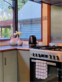 Sandhill Gardens Retreat - Woodend