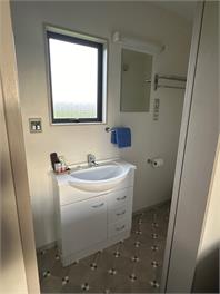 Bluebell Studio Unit in Orchard Location - Hastings
