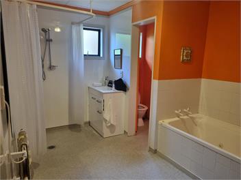 Mccracken Rest No2 - Oban