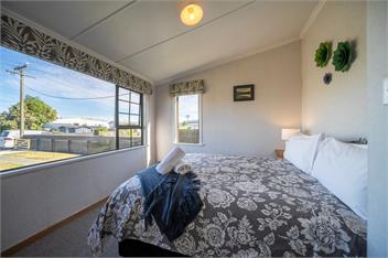 The Crib Haven (Bachcare) - Te Anau