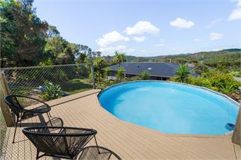 Sunny Paihia Retreat with BBQ, Spa and Pool - Paihia