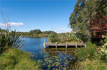 Okere Retreat (Bachcare) - Lake Rotoiti