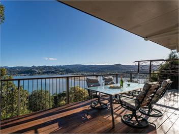 The Mount Paku Bach (Bachcare) - Tairua