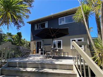 Ocean Beach Family Retreat - Whangarei