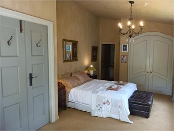 Awakino River Lodge - Coastal Romance - Historic - Spa Pool - Black Sand Beaches - Mokau