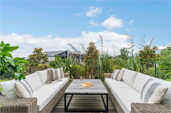 Lakefront Kuiwai - Taupo - on the lake + spa pool! - Taupo