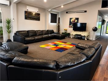 LARGE GROUP ACCOMODATION HAMILTON "Horotiu Homestead" -