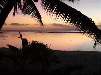 Heather’s Beach House – On the water, 2 houses in 1 - Rarotonga