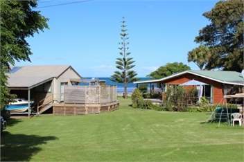 Anaura Bay Absolute Beachfront Retreat - Cottage # 3 -