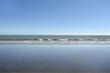 Absolute Beach Front at Patons Rock - Takaka