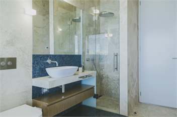 Lakehouse Joela | Prime Location + Luxury Living - Queenstown