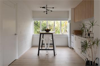 Second Floor Apartment - Sun Soaked Oasis with Views - Auckland