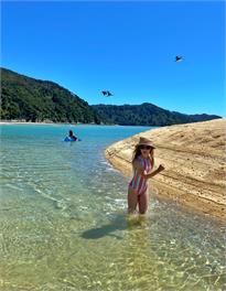 The Boatshed. Eco Modern Bach. "The Best Beach on the Planet" - Golden Bay