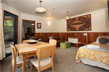 Mamaku Suite - Hydrangea cottages - Punakaiki