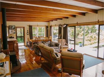 Lanza Retreat (Bachcare) - Tennyson Inlet