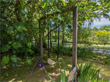 Secret Garden Lodge (Bachcare) - Marahau