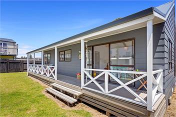 Coastal Charm (Bachcare) - Waihi Beach