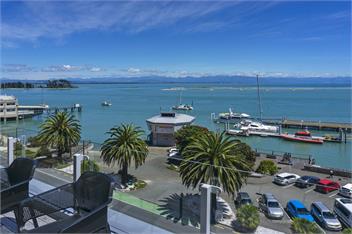 Penthouse 37 - Nelson Waterfront Apartment - Nelson