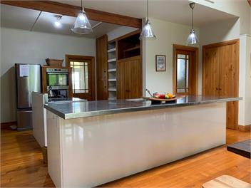 Greentops Farmhouse - Martinborough