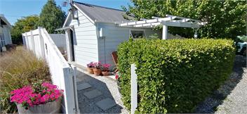 Garden Cottage - Hastings