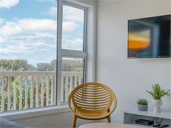 The Blockhouse (Bachcare) - Whangamata