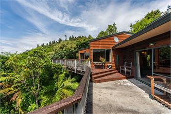 Pukawa Paradise (Bachcare) - Lake Taupo
